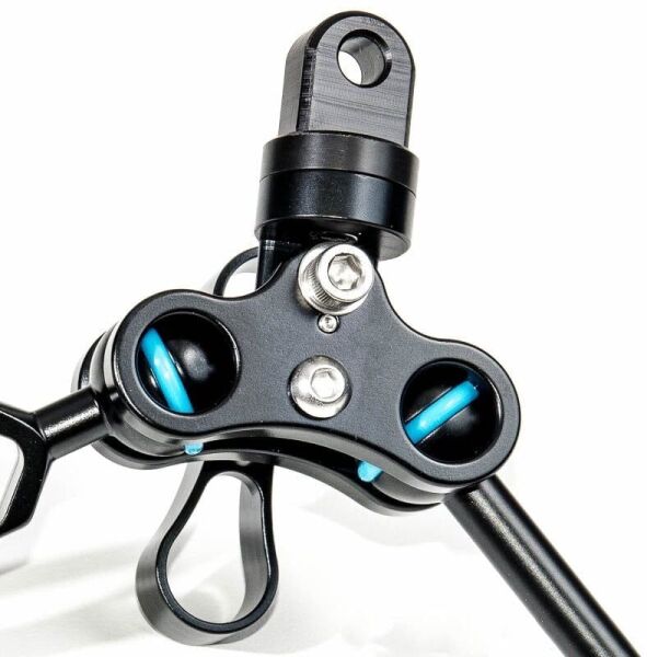 Nauticam Kelepçe Üzerine Sabitlenen Flaş Kolu