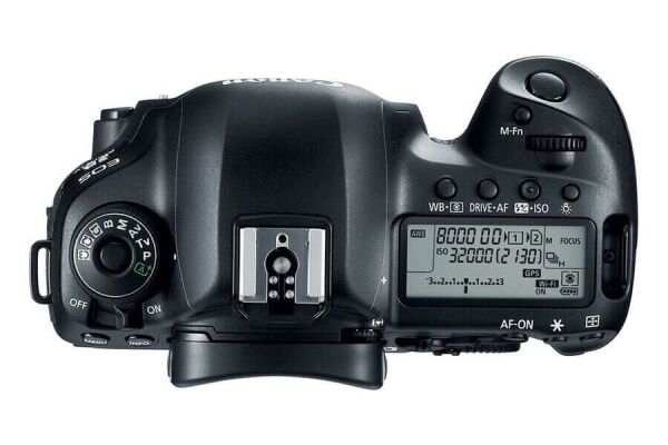 Canon EOS 5D Mark IV DSLR Fotoğraf Makinesi (EF Uyumlu)