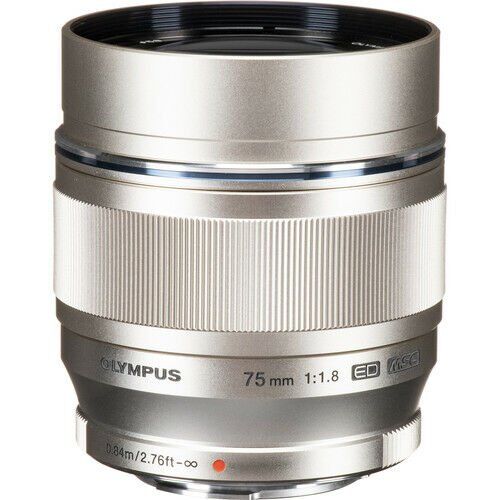 Olympus M.Zuiko 75mm 1.8  Silver Objektif  V311040Sw000