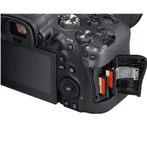 Canon EOS R6 Aynasız Fotoğraf Makinesi (RF Mount)