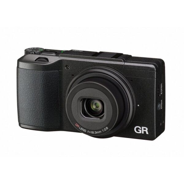 Ricoh GR II Kompakt Dijital Fotoğraf Makinesi