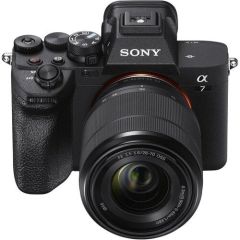 Sony A7 IV 28-70mm F3.5-5.6 Kit Aynasız Full Frame Dijital Fotoğraf Makinesi