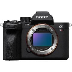 Sony a7R V Body Full Frame Aynasız Fotoğraf Makinesi 17-31 Mayıs Kampanya