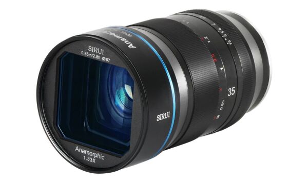 Sirui 35mm f/1.8 1.33x APS‑C Anamorfik Lens (MFT + E Mount Adaptör) – Profesyonel Sinema Lens