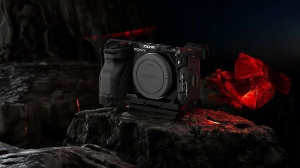 Tilta TA-T54-A-B Sony A6700 İçin Kafes Kiti